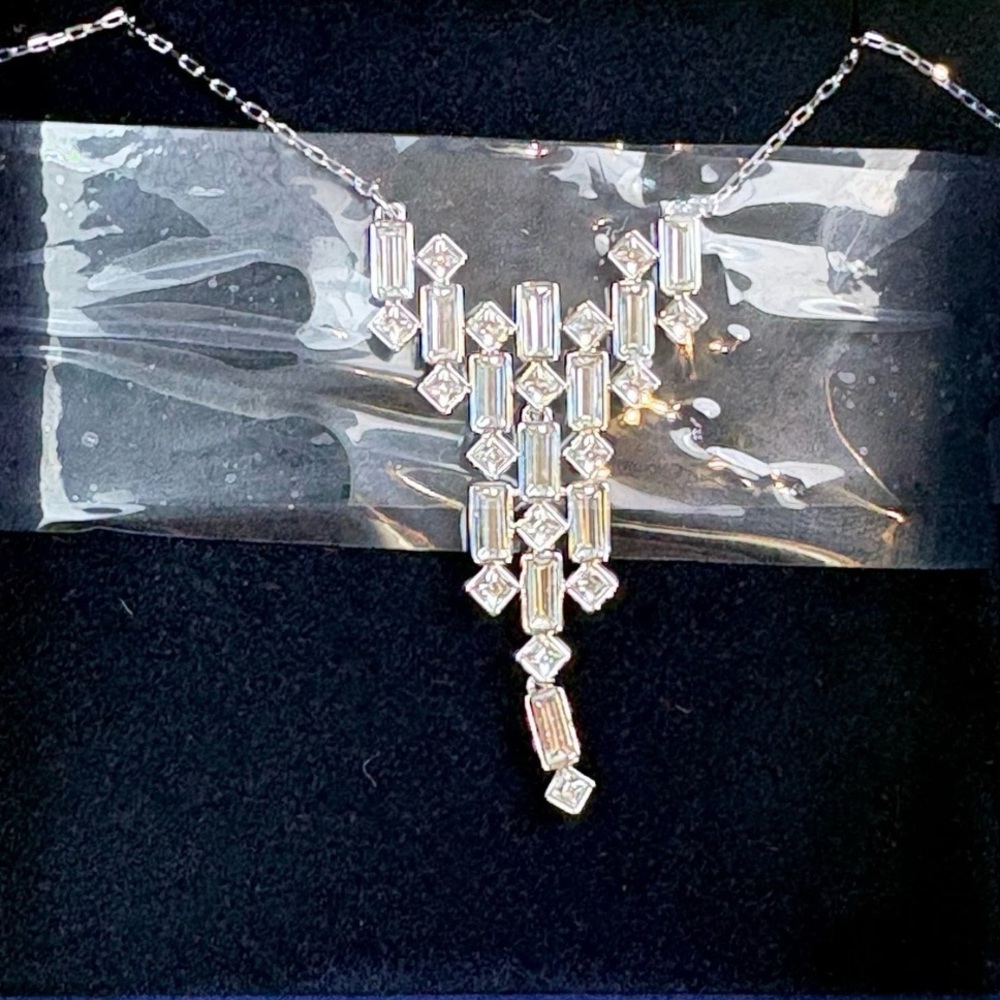 Authentic Swarovski VIOLA necklace BNIB exquisite deco look $160 swan logo NWT - Picture 4 of 11
